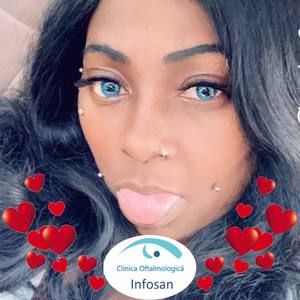 Meet your Posher, Monique